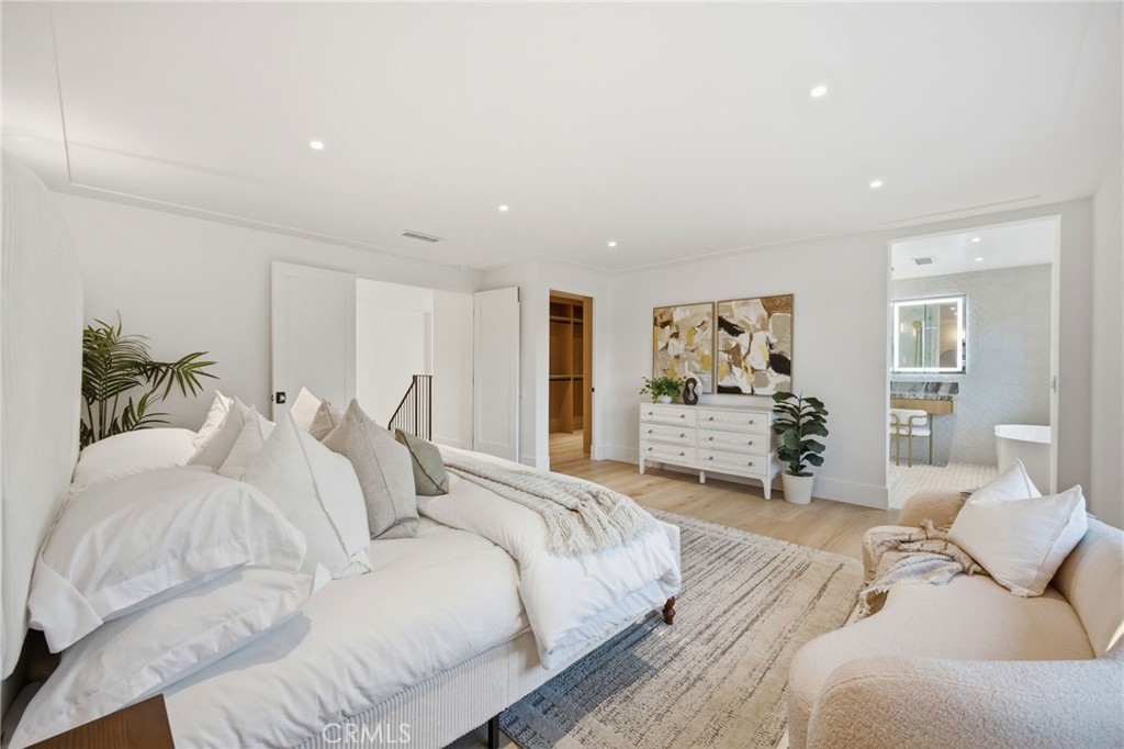6 Monterey Property Photo 42