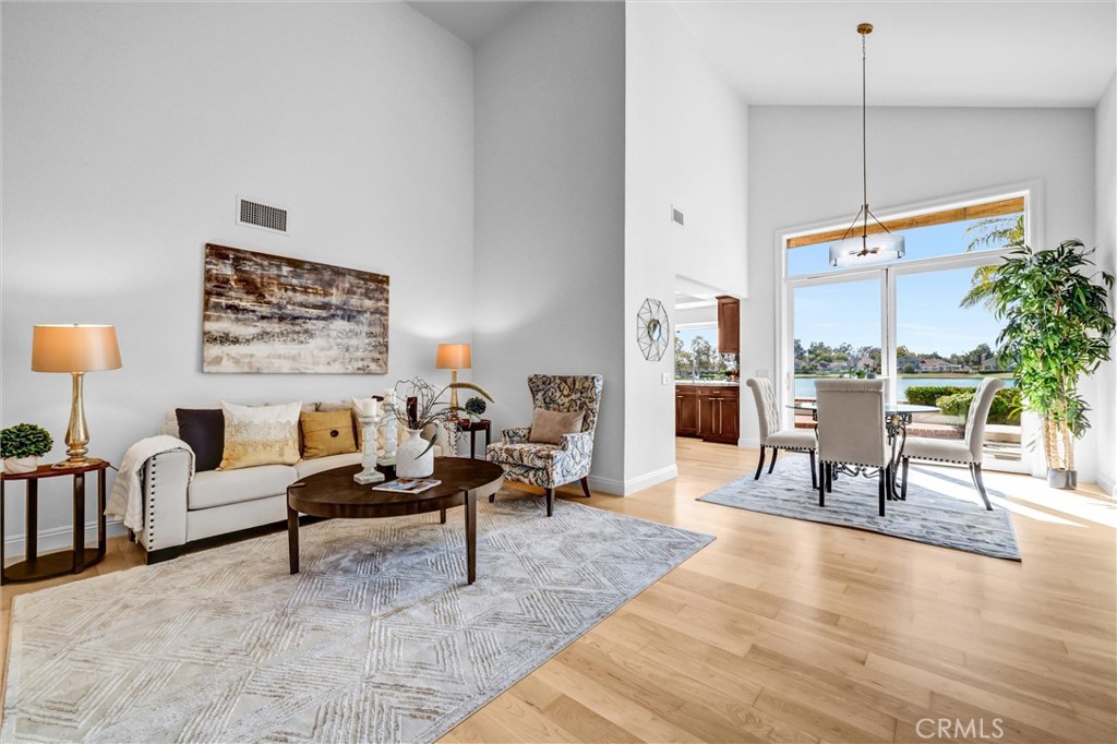 70 Fairlake Property Photo 10