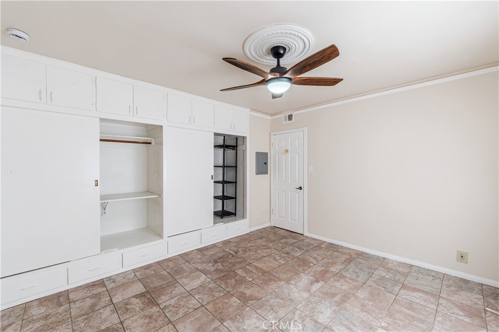 100 Cerritos Avenue 7 Property Photo 15