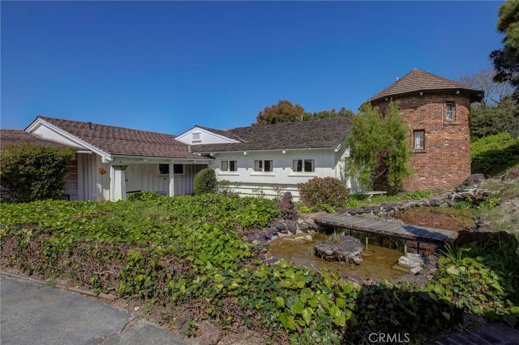 2521 Novato Place Property Photo 6