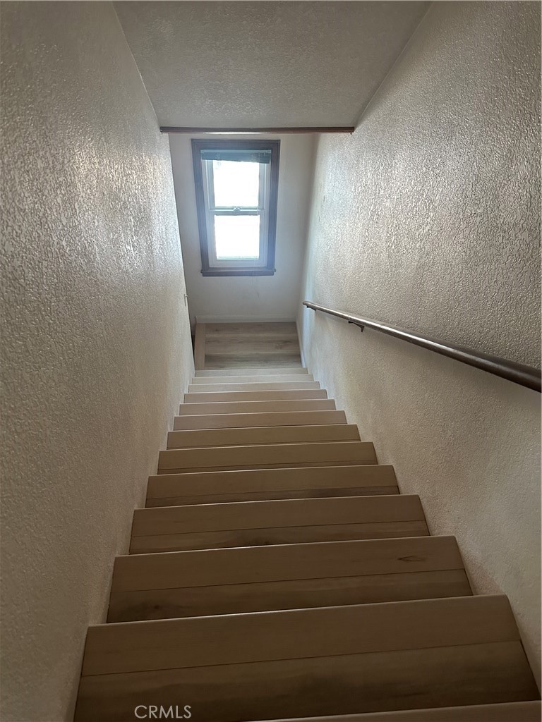 2359 Oak Property Photo 9
