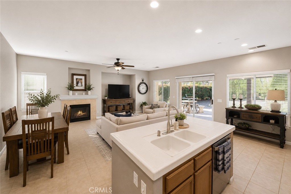 748 Mira Grande Property Photo 6