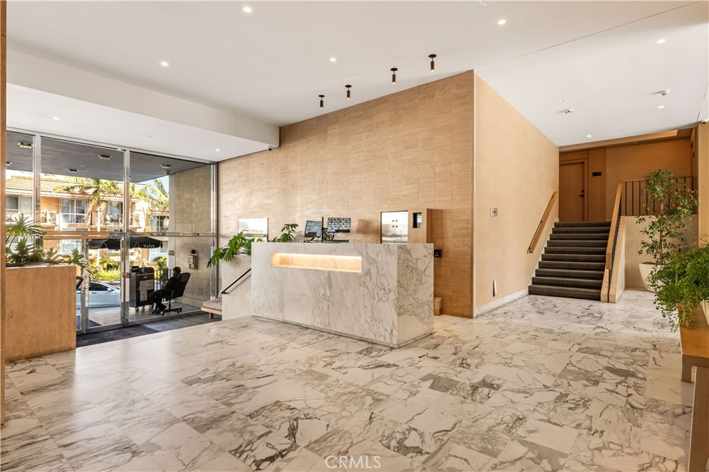 999 N Doheny Dr 310 Property Photo 27