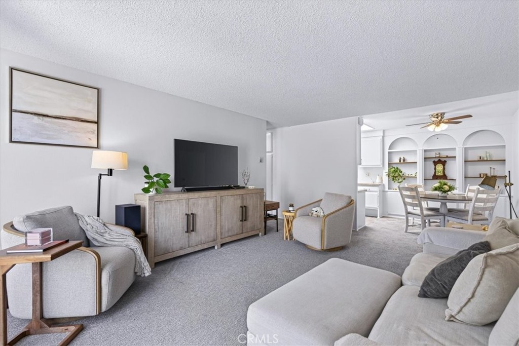 2257 Via Puerta P Property Photo 3