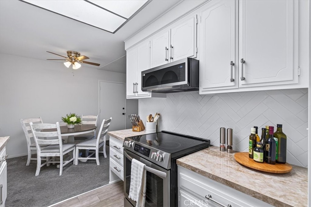 2257 Via Puerta P Property Photo 12