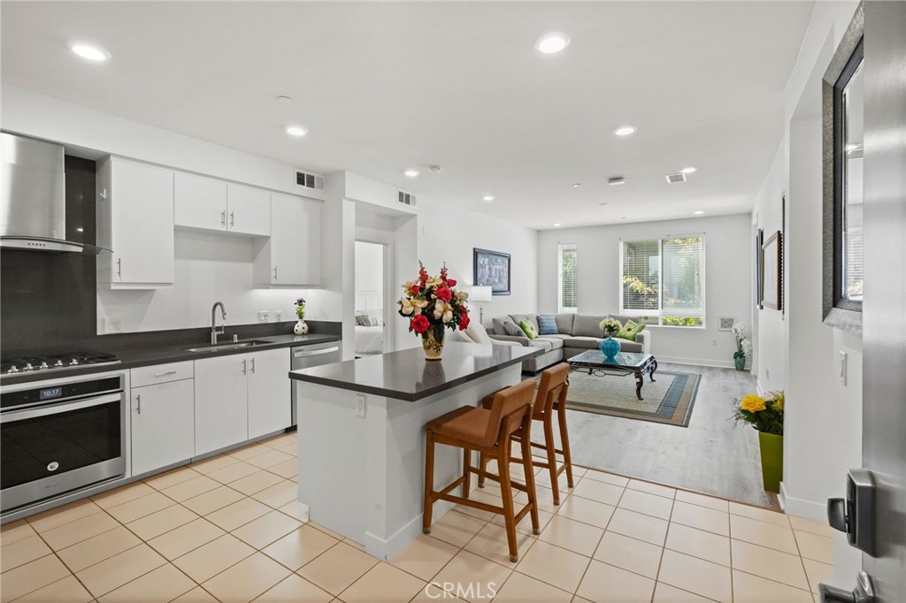 1218 Nolita Property Photo 1