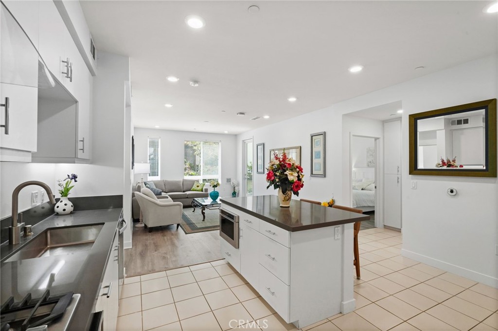 1218 Nolita Property Photo 4
