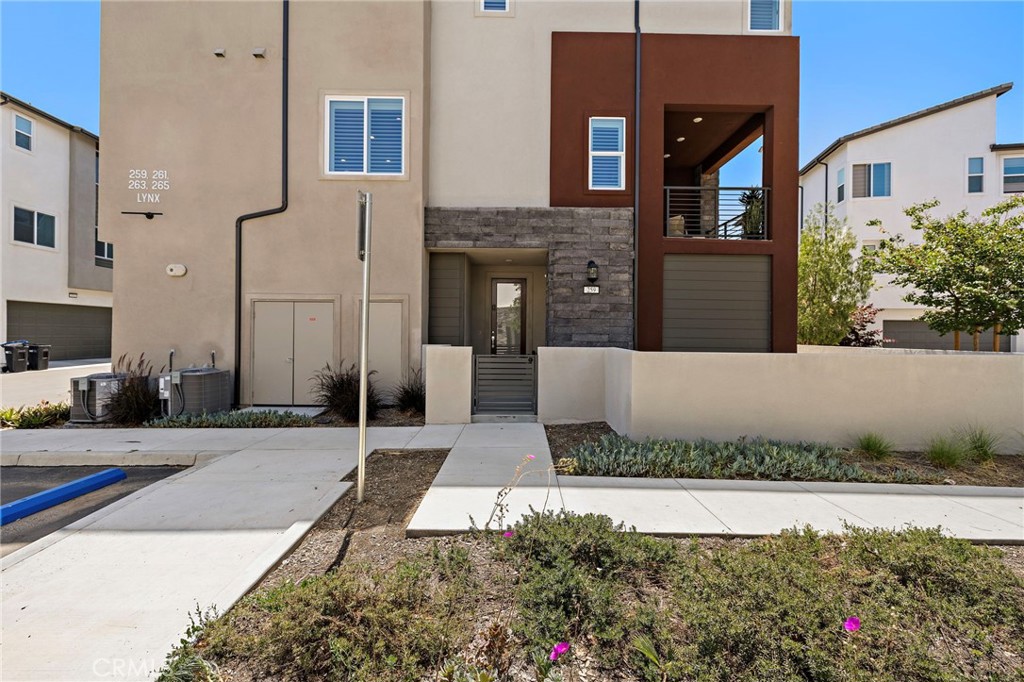 259 Lynx Property Photo 4