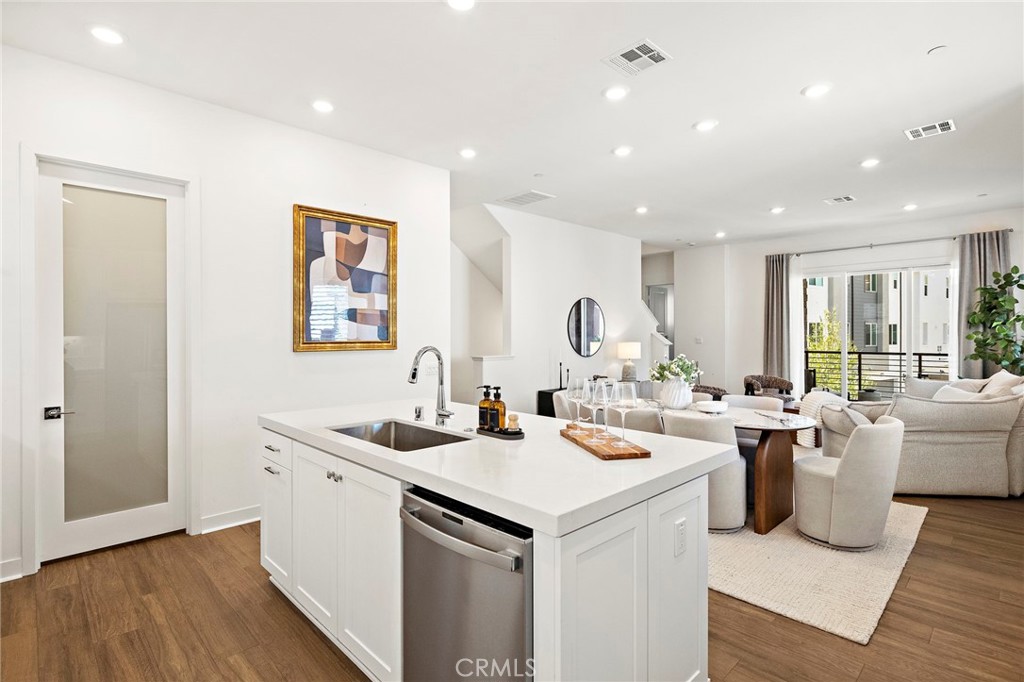 259 Lynx Property Photo 33