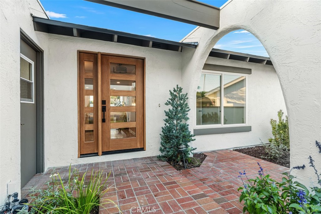 10081 Spar Property Photo 2