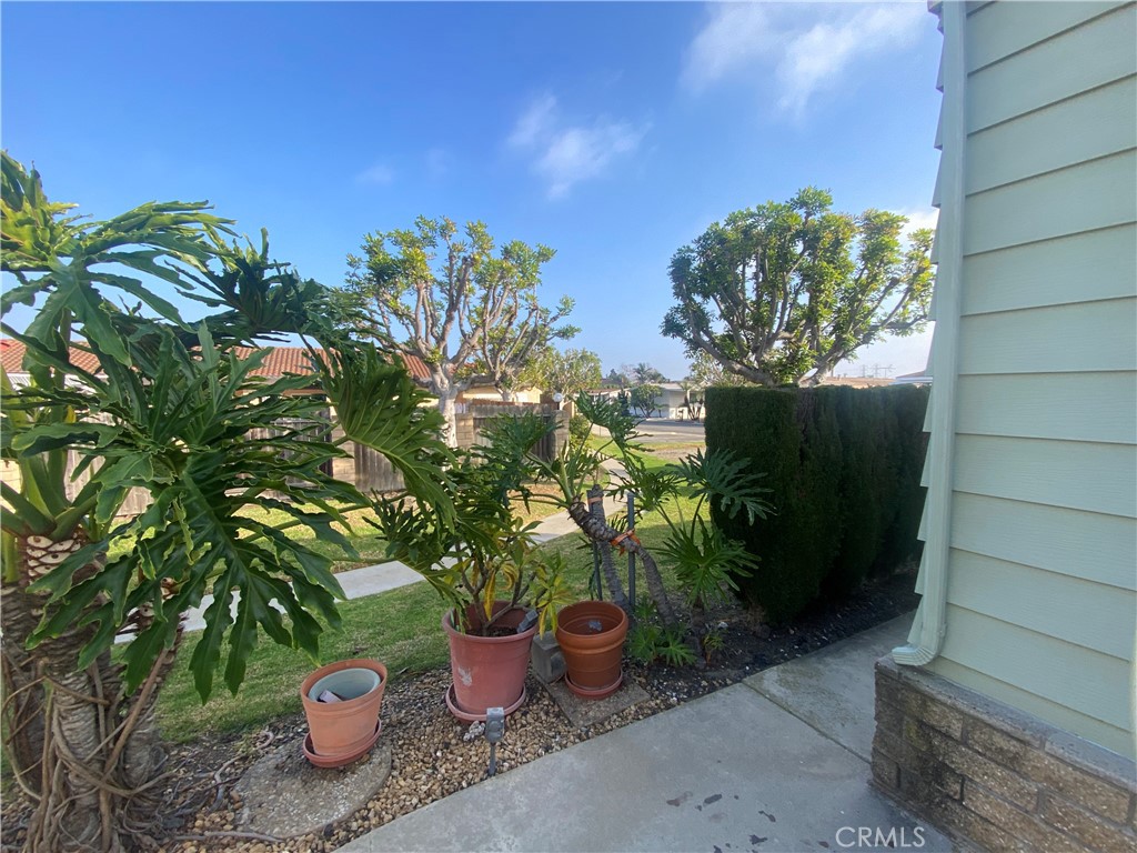18601 Newland 15 Property Photo 5