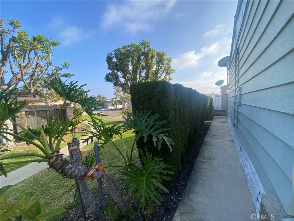 18601 Newland 15 Property Photo 9