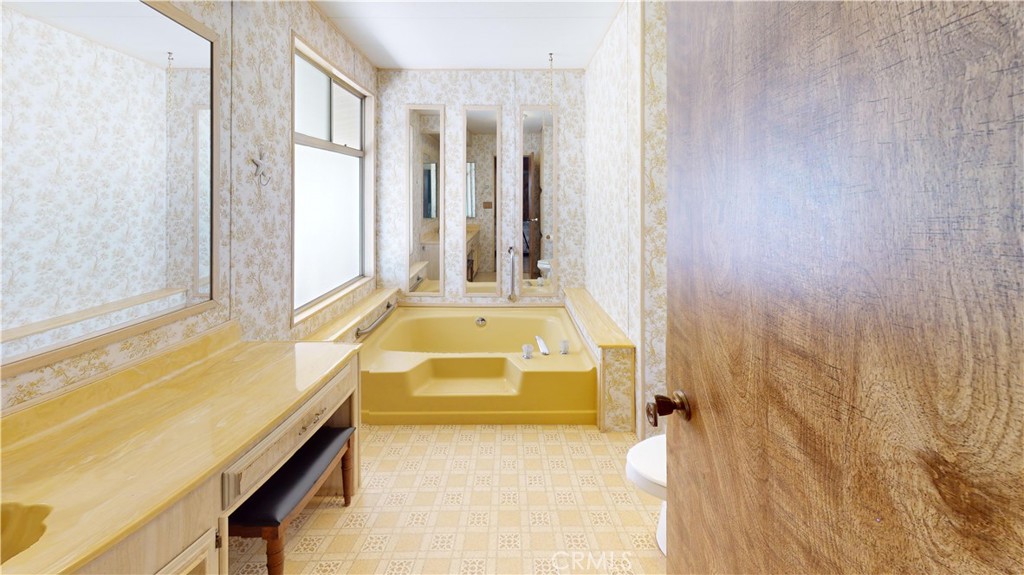18601 Newland 15 Property Photo 21