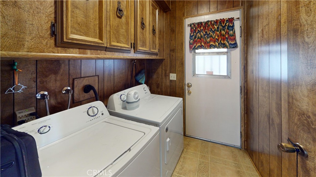 18601 Newland 15 Property Photo 23