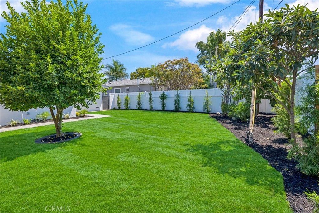 1800 E Mayfair Property Photo 34