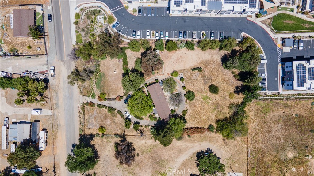 25071 Monroe Property Photo 2