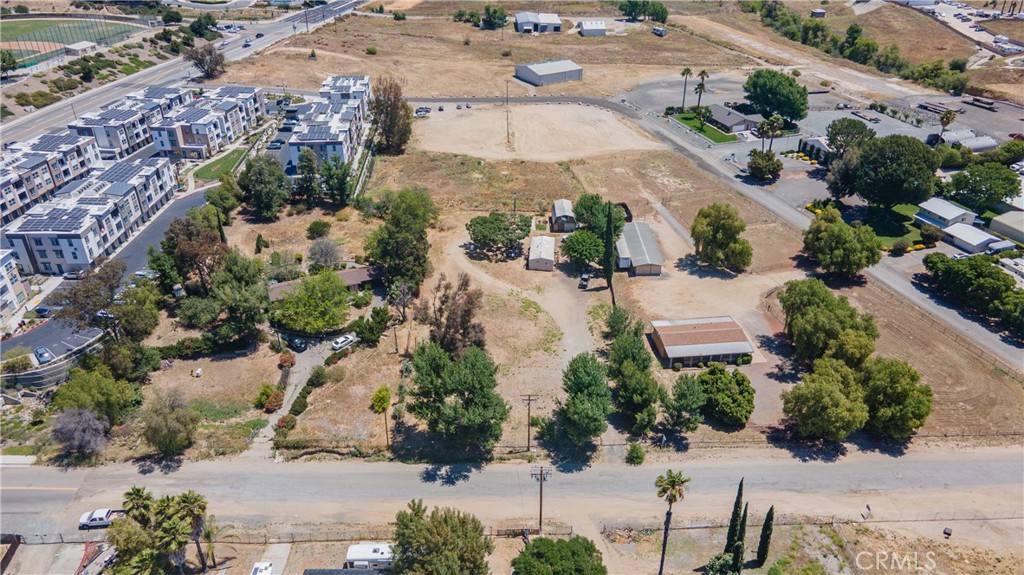 25071 Monroe Property Photo 8