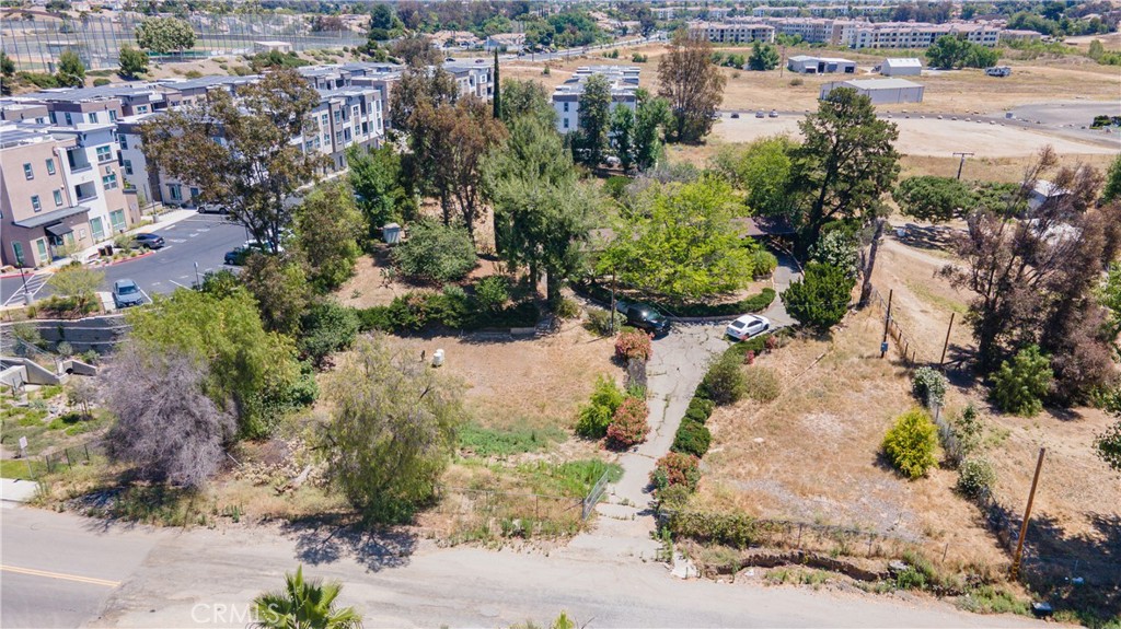 25071 Monroe Property Photo 9