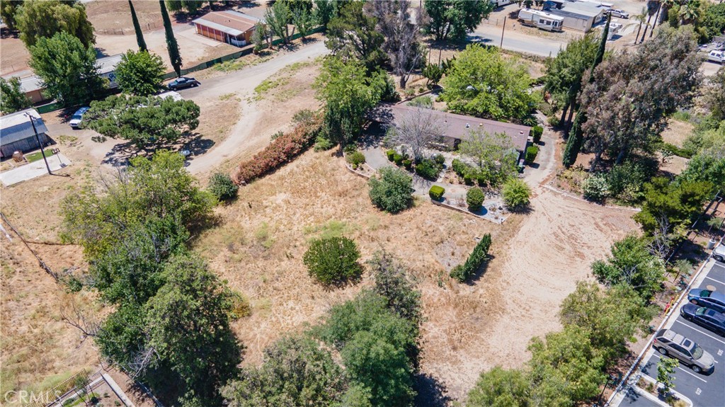 25071 Monroe Property Photo 10