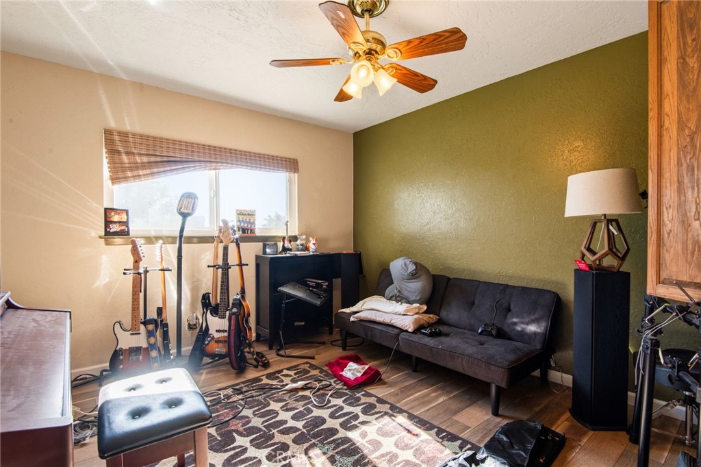8623 Gobi Road Property Photo 16