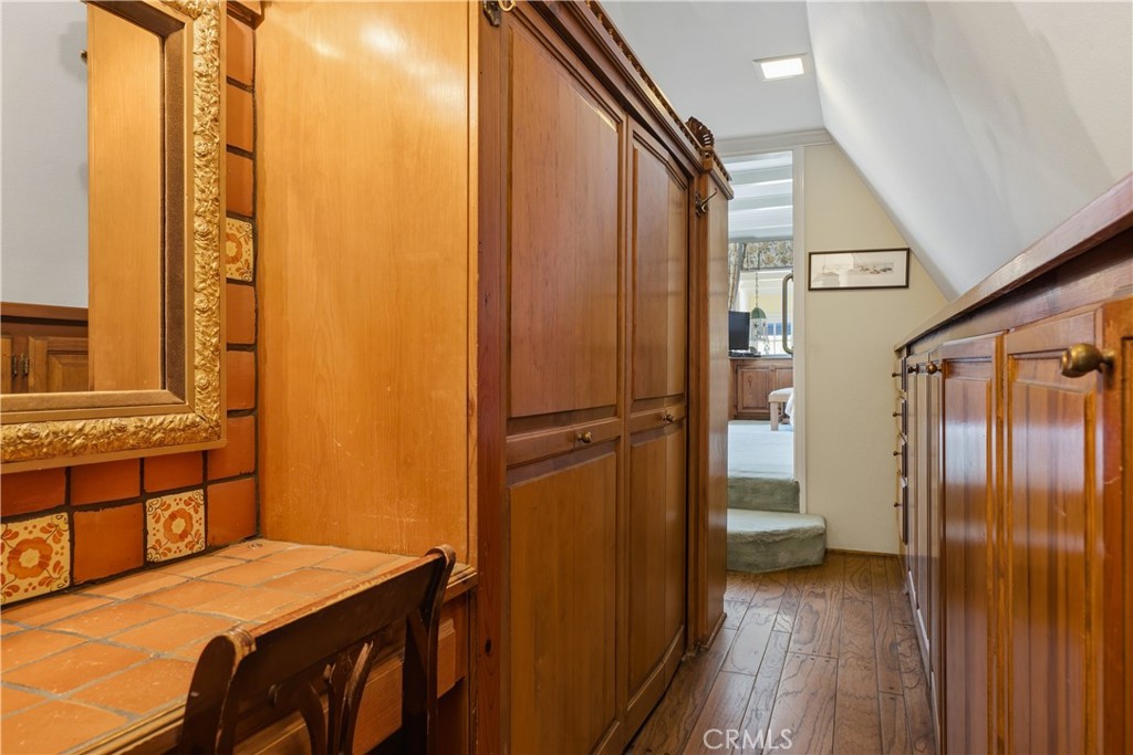 215 Ocean View Property Photo 14