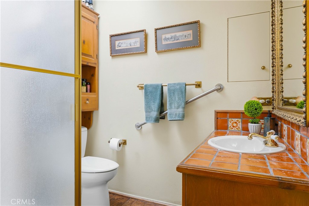 215 Ocean View Property Photo 15