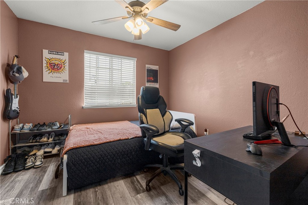 1176 W Buxton Property Photo 24
