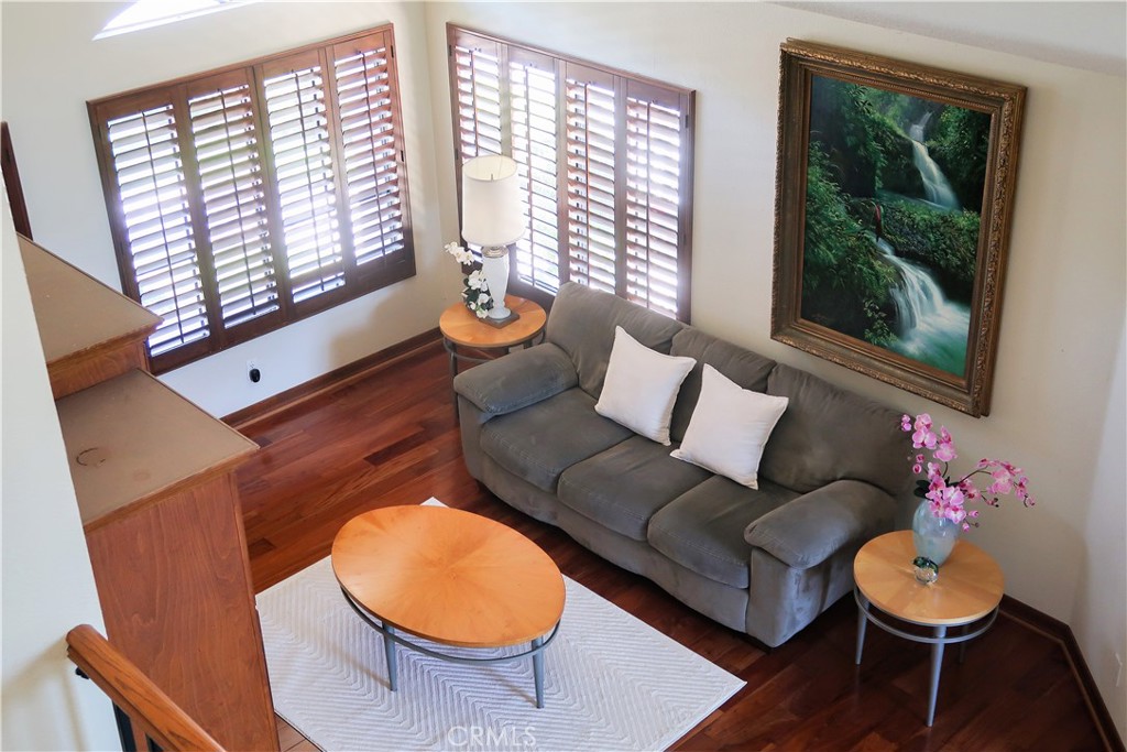 12 Pleasonton Property Photo 3