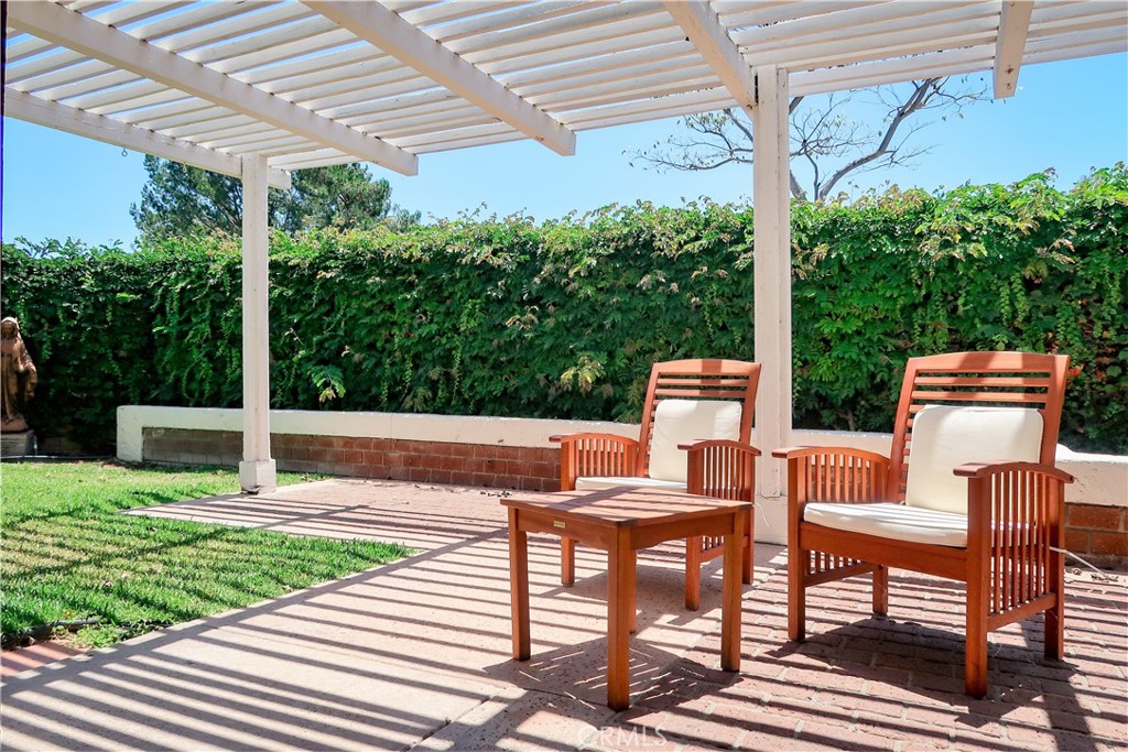 12 Pleasonton Property Photo 7