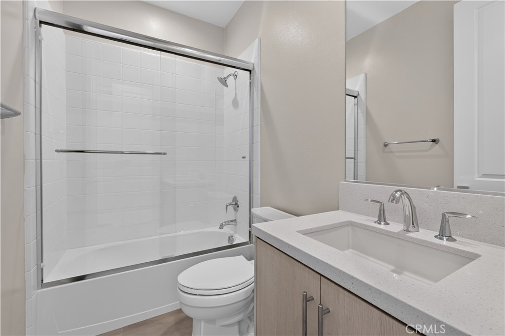120 Mulberry Property Photo 32