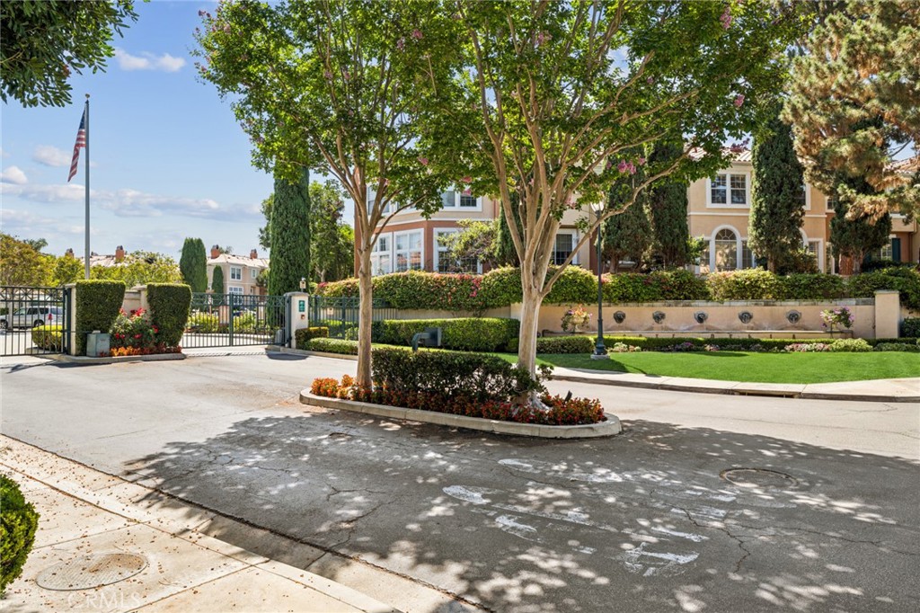 11 Medici Aisle Property Photo 53