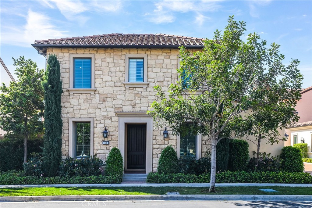 130 Donati Property Photo 2