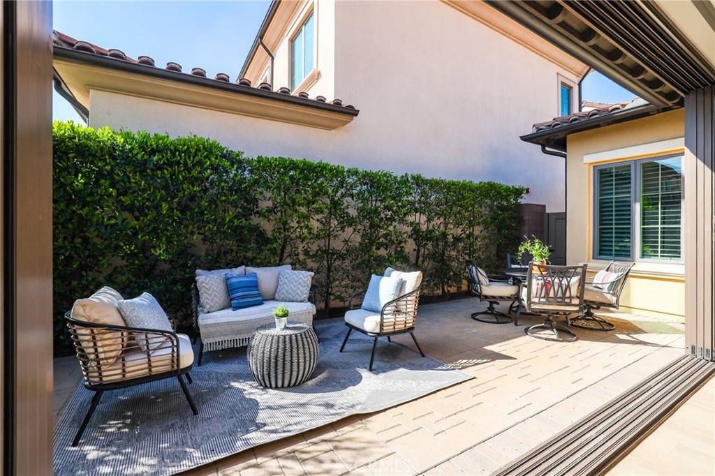 130 Donati Property Photo 38