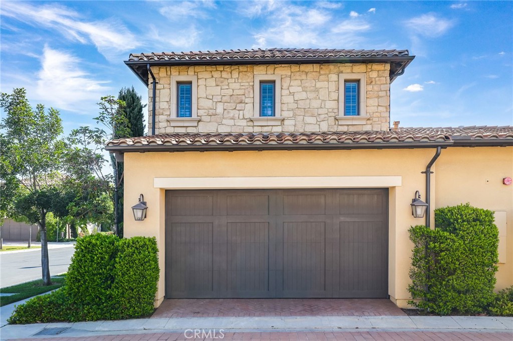 130 Donati Property Photo 44