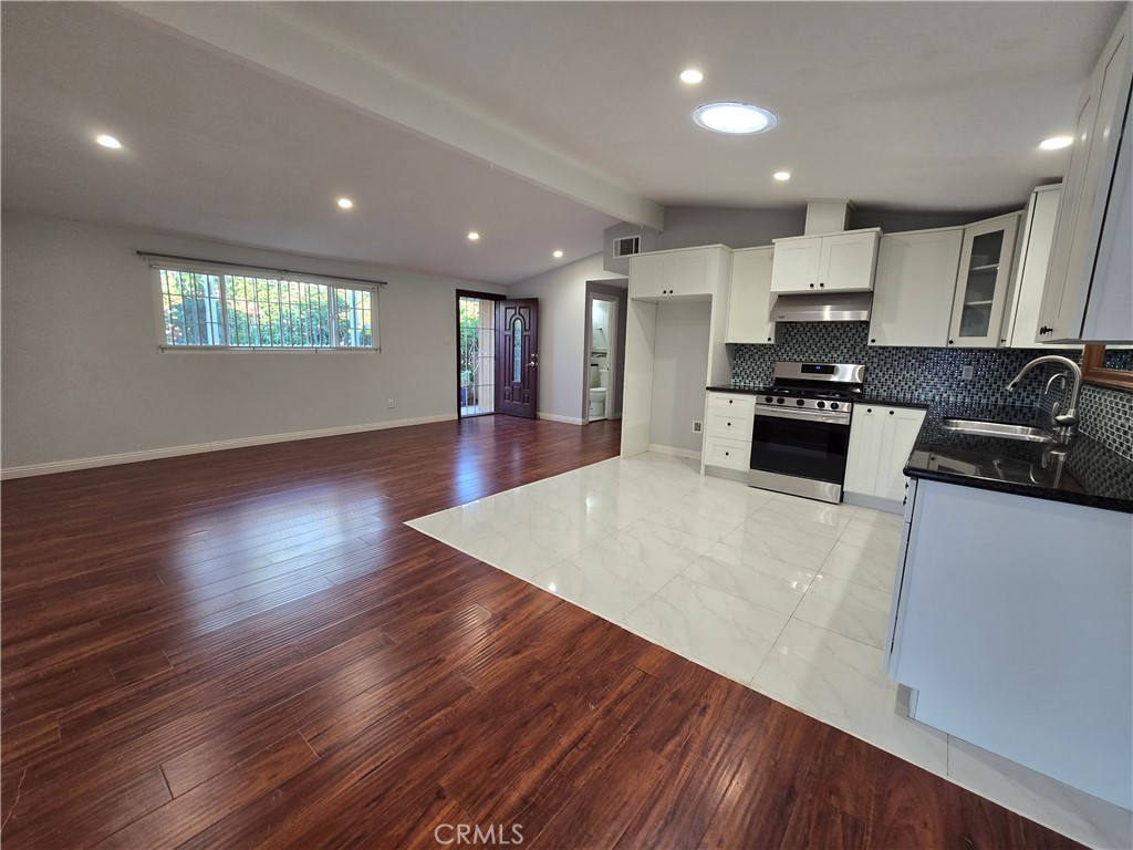 14201 Paul Way A Property Photo 2