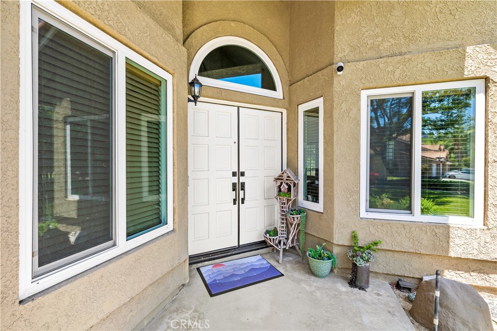 6041 E Queens Drive Property Photo 4