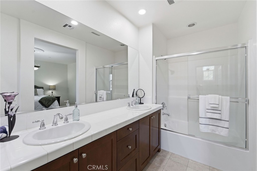 2245 Rolling River #5 Property Photo 14