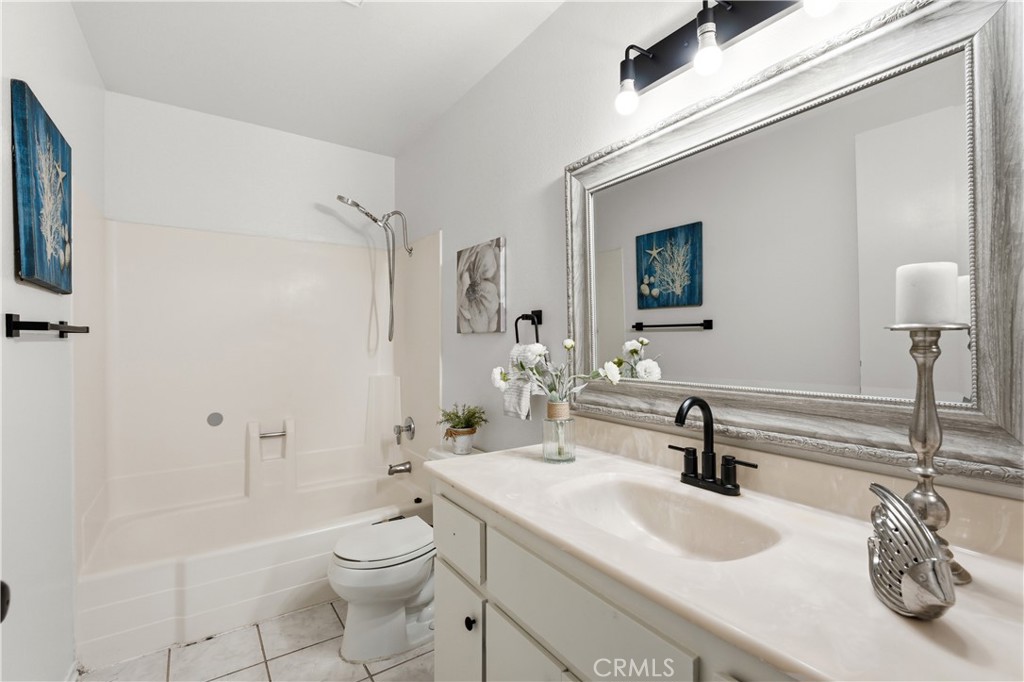 23292 Orange Avenue 6 Property Photo 11