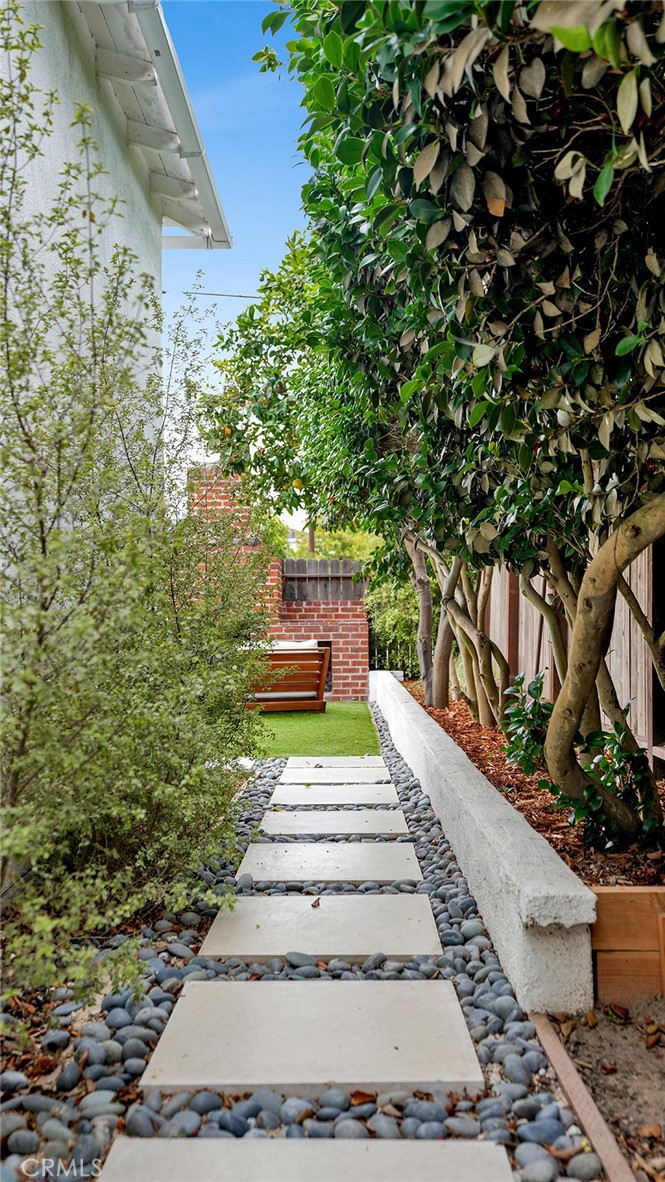 292 Monrovia Property Photo 30
