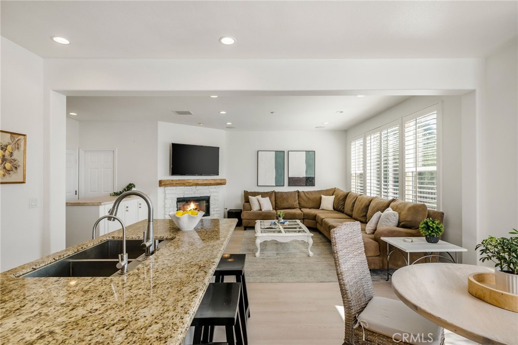 1204 Vista Jardin Property Photo 9
