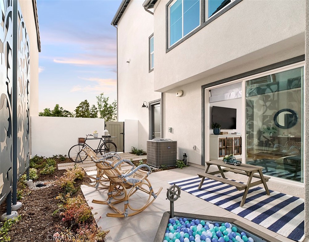 26998 Echo Mountain Way Property Photo 16