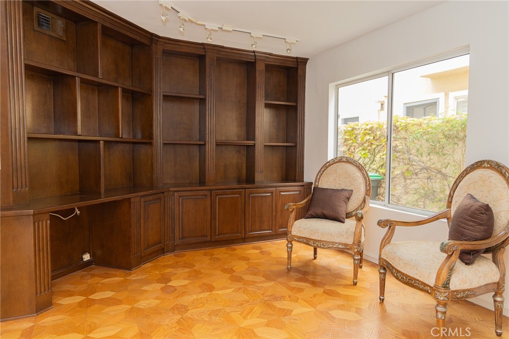 13382 S Presidio Property Photo 4