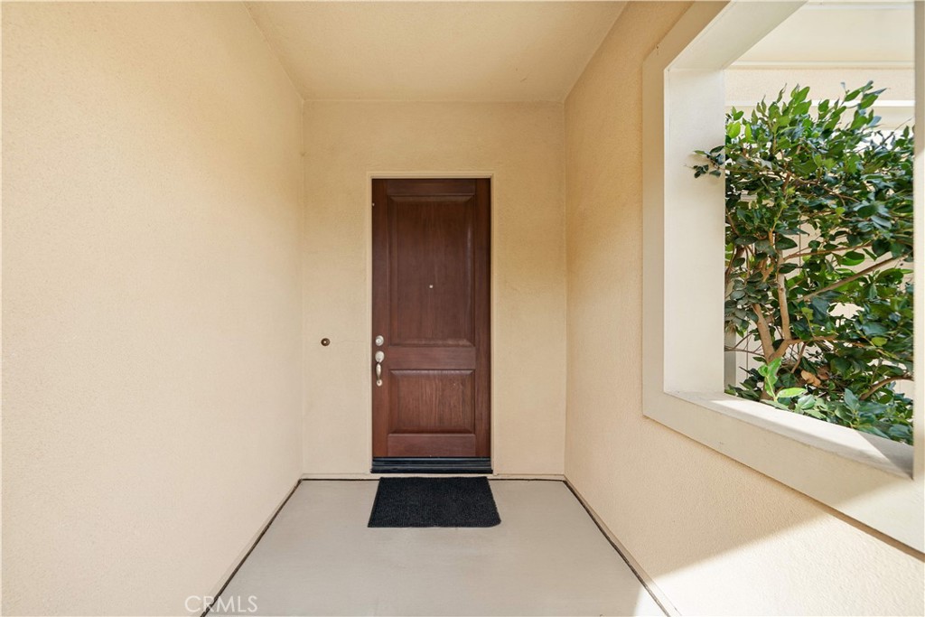 125 Lovelace Property Photo 3