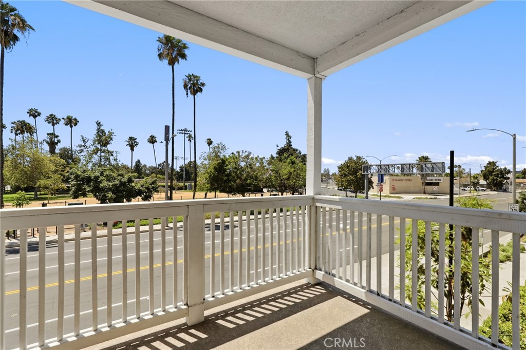 175 W La Palma Avenue 6 Property Photo 27
