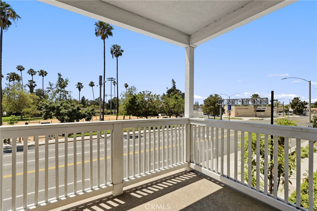 175 W La Palma Avenue 6 Property Photo 27