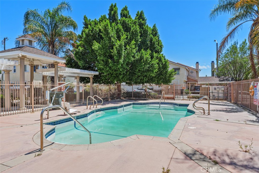 10104 Gould Street Property Photo 7