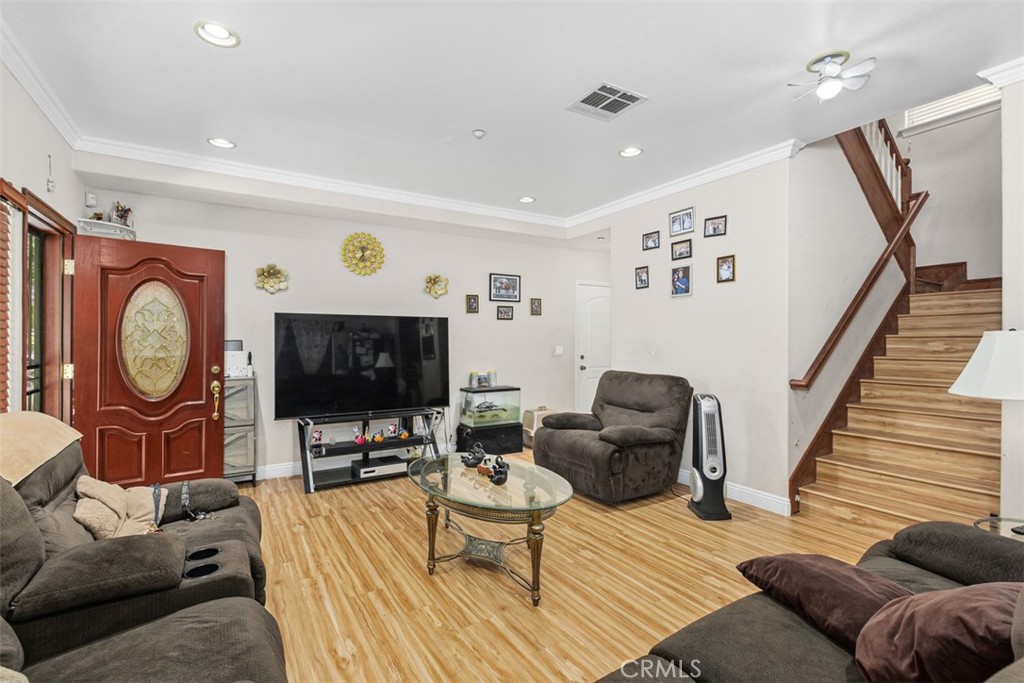 10104 Gould Street Property Photo 8