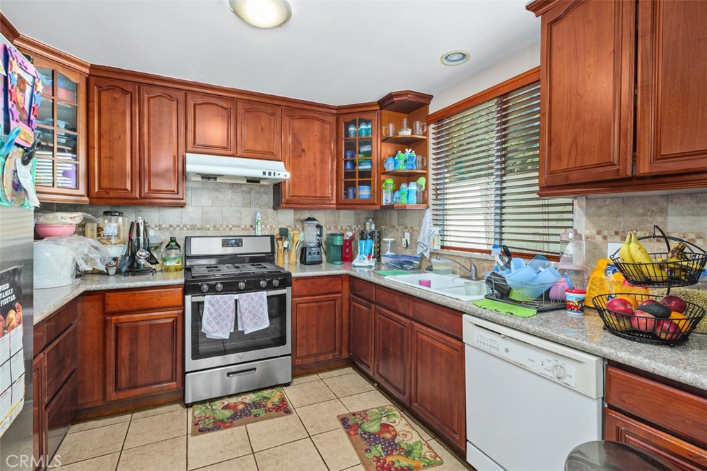 10104 Gould Street Property Photo 15