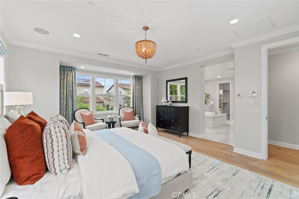 208 Radial Property Photo 18