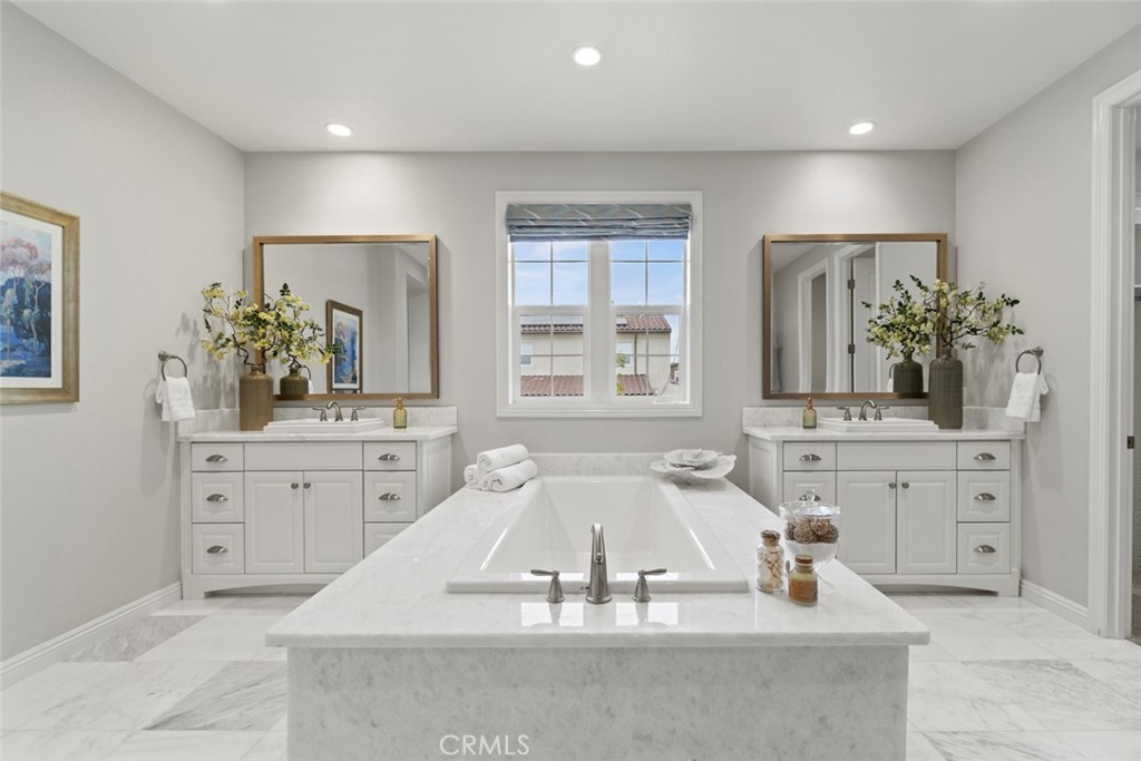 208 Radial Property Photo 20